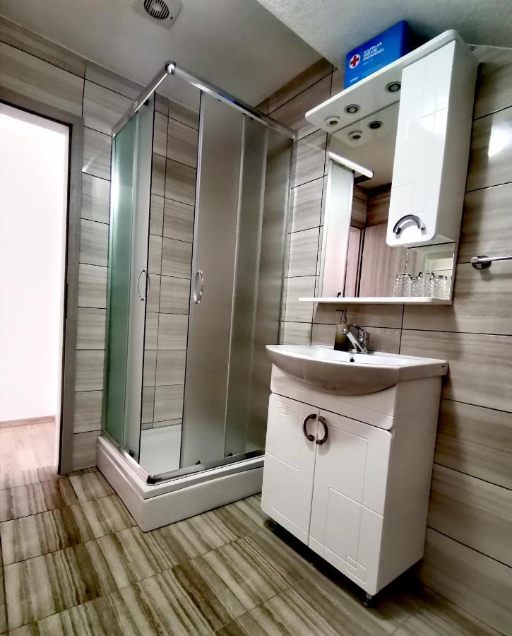 Apartmani "Marina" Otočac Eksteriør bilde