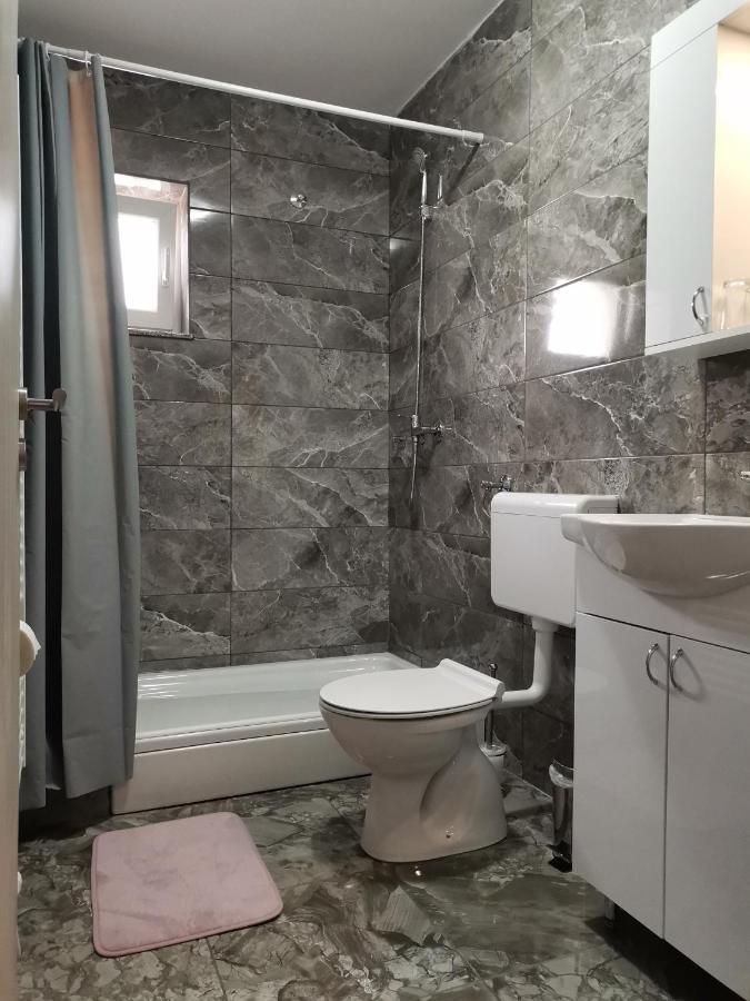 Apartmani "Marina" Otočac Eksteriør bilde
