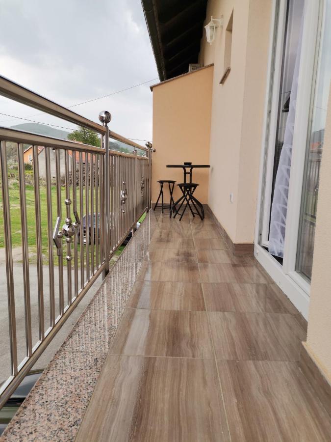 Apartmani "Marina" Otočac Eksteriør bilde
