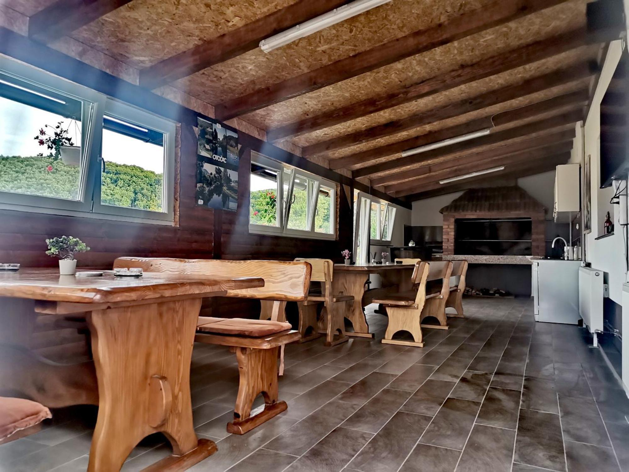 Apartmani "Marina" Otočac Eksteriør bilde